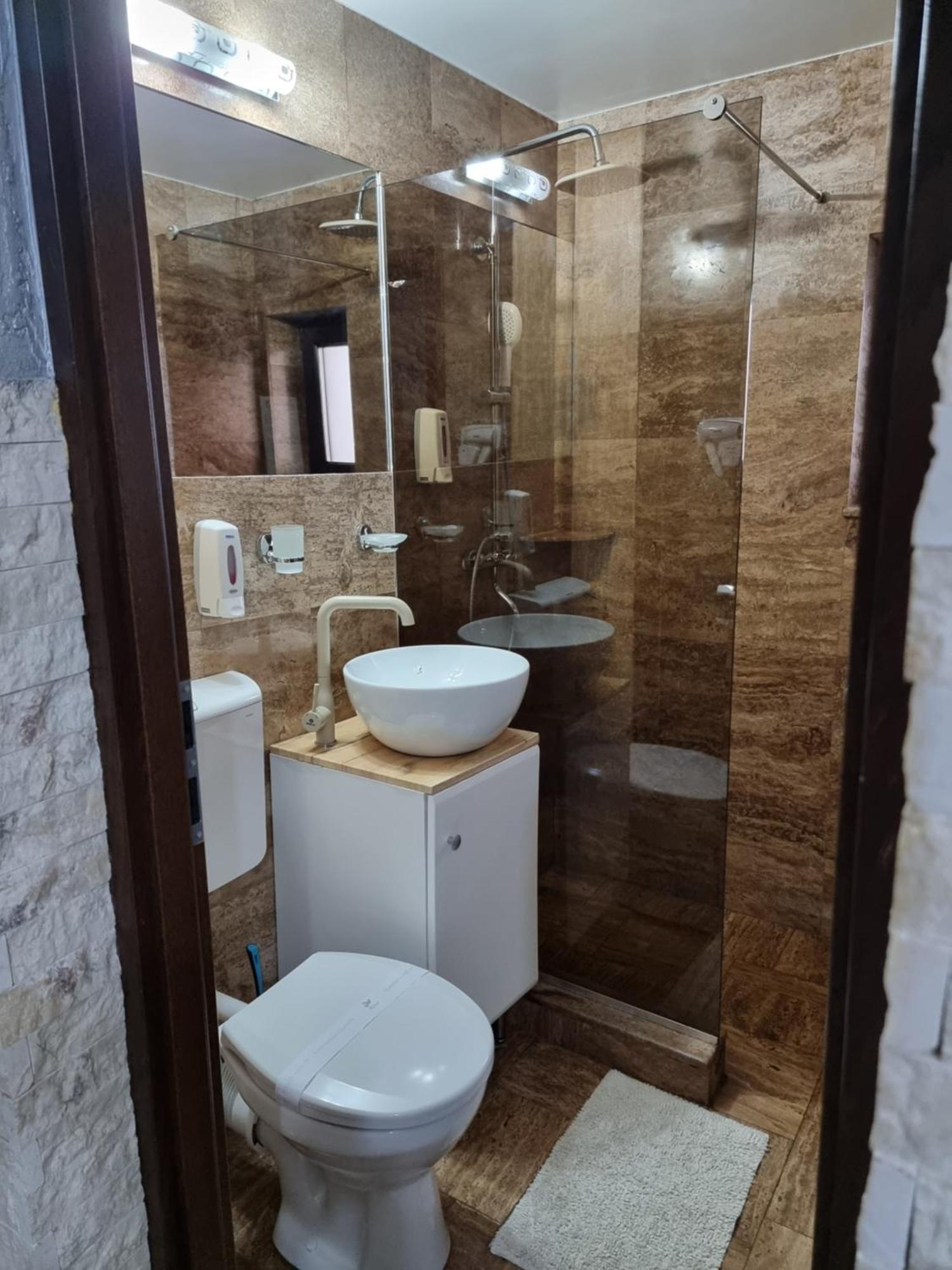 Hotel Casa Lipianu Târgu Jiu Zimmer foto